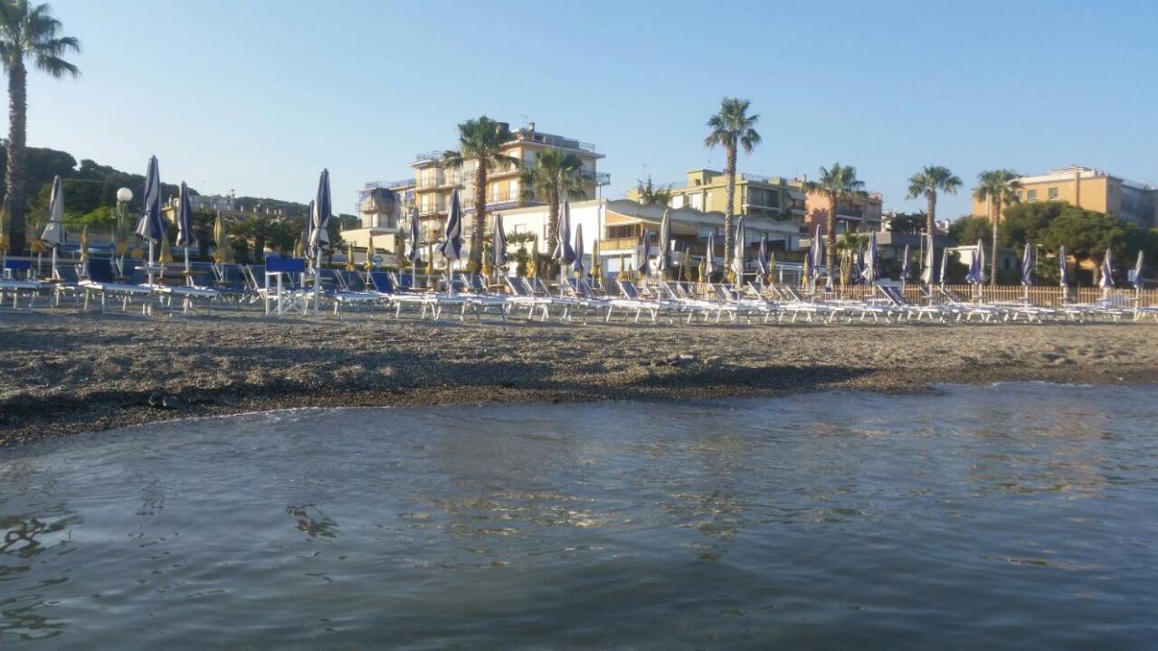 Hotel Villa San Giuseppe San Bartolomeo Al Mare Zewnętrze zdjęcie