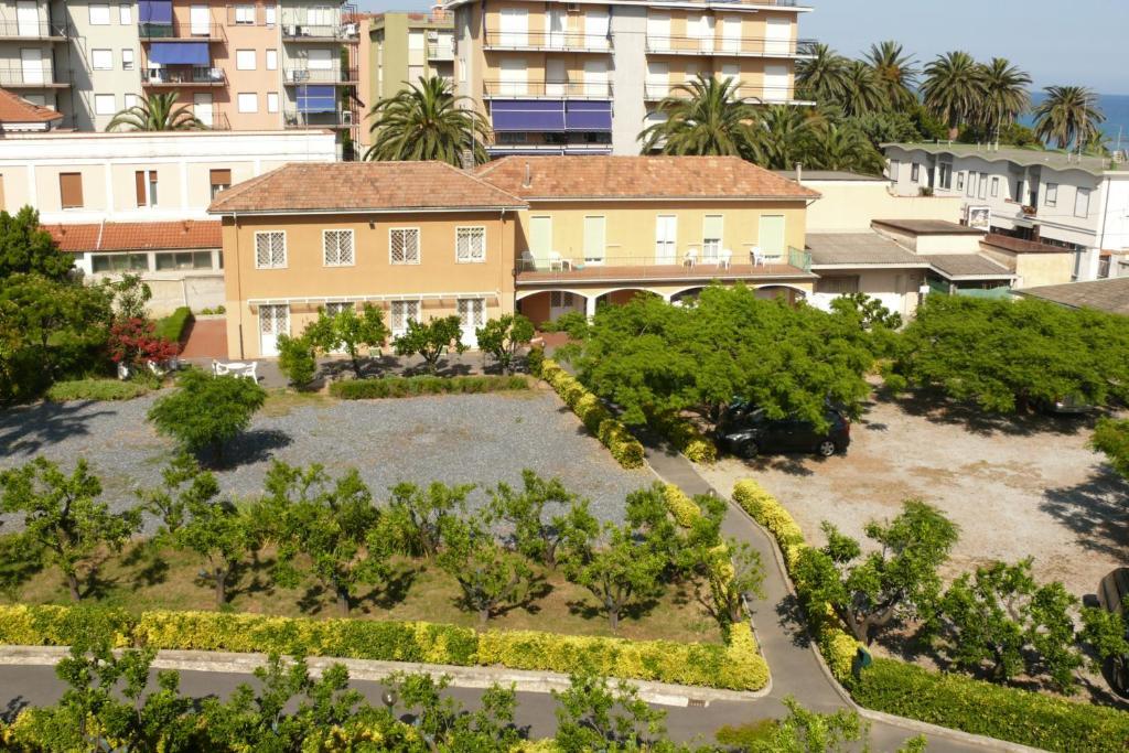 Hotel Villa San Giuseppe San Bartolomeo Al Mare Zewnętrze zdjęcie