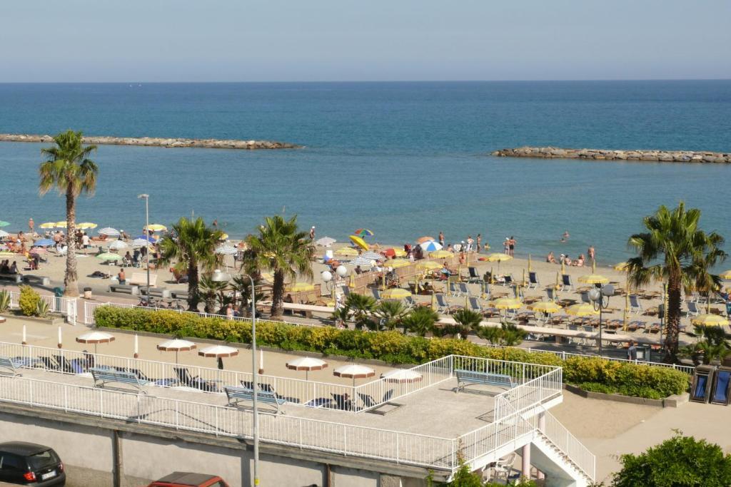 Hotel Villa San Giuseppe San Bartolomeo Al Mare Zewnętrze zdjęcie