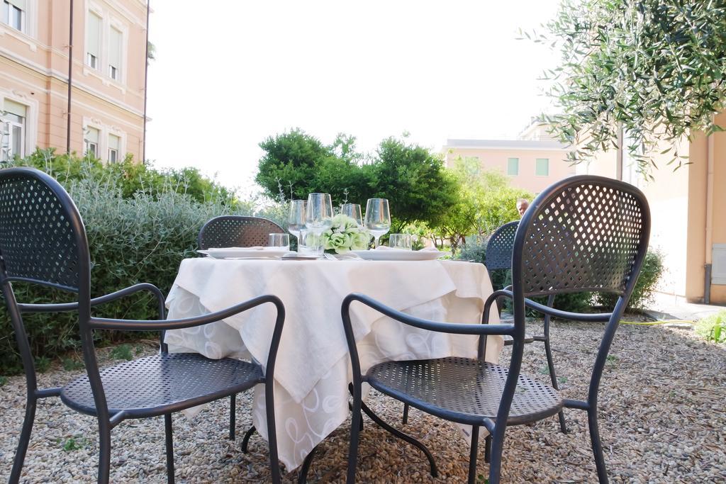 Hotel Villa San Giuseppe San Bartolomeo Al Mare Zewnętrze zdjęcie