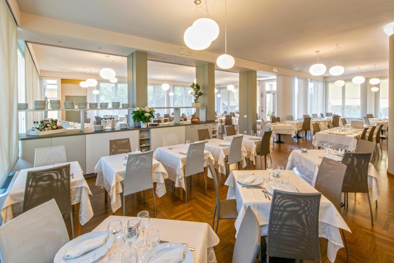 Hotel Villa San Giuseppe San Bartolomeo Al Mare Zewnętrze zdjęcie